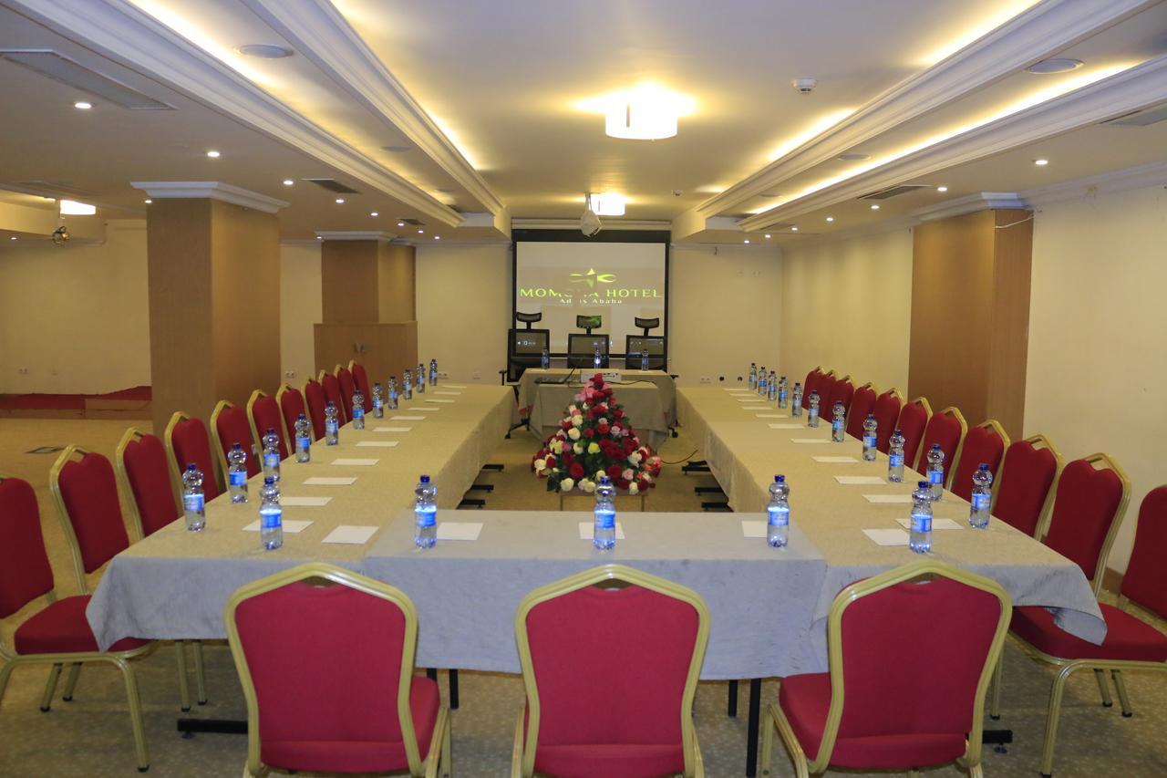 Momona Hotel Адис Абеба Екстериор снимка