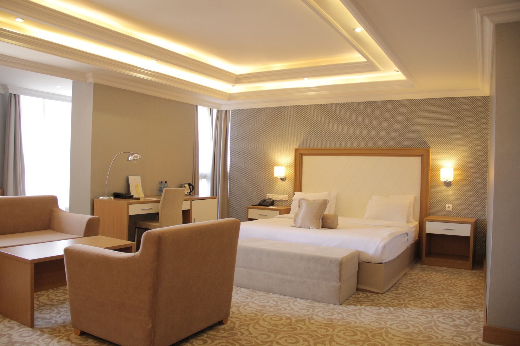 Momona Hotel Адис Абеба Екстериор снимка